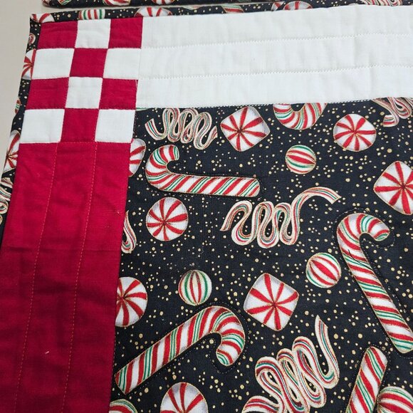 Handcrafted Christmas Quilted Placemats 20x14.5" set/2 peppermints black red whi - Picture 4 of 10